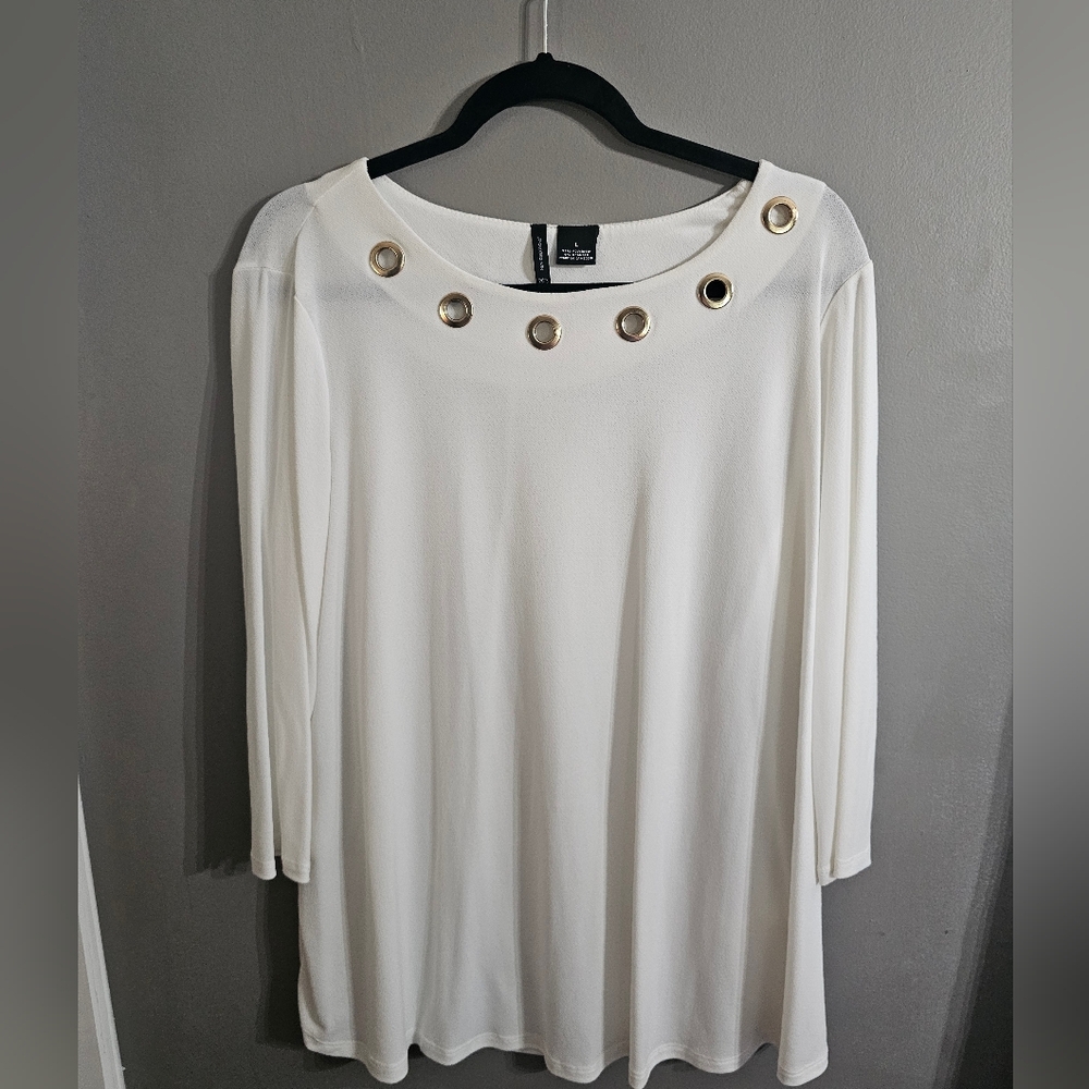 New Directions White Top - Picture 1 of 3